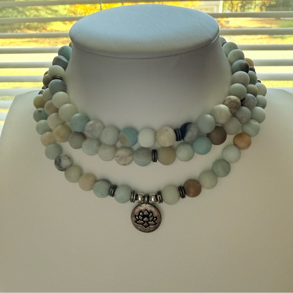 Amazonite Beaded Mala Necklace with Lotus Pendant – Elastic 108 Bead Wrap